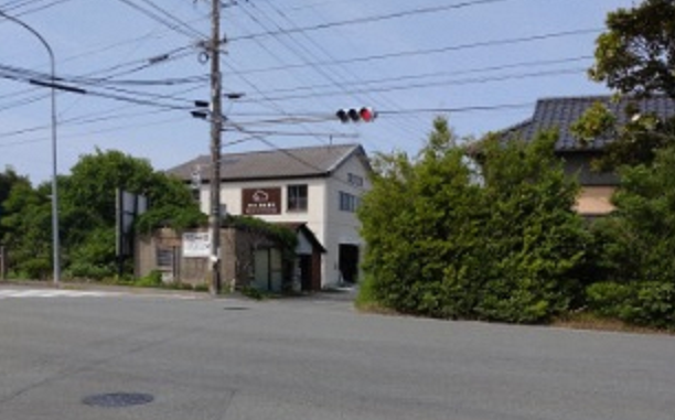 右折時入る光景.png