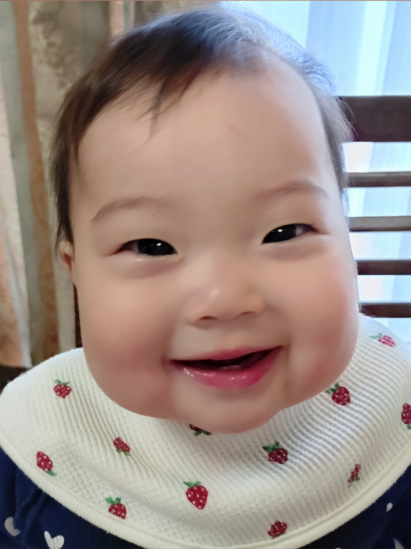 しおみつ こはるちゃんの写真