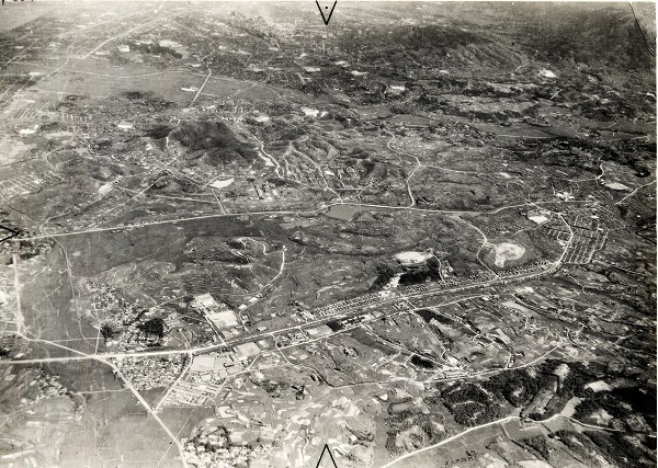 41_中央区住宅団地航空写真(昭37.jpg