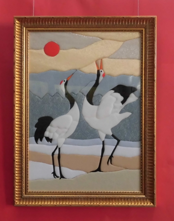 2羽の鶴が描かれた画像です